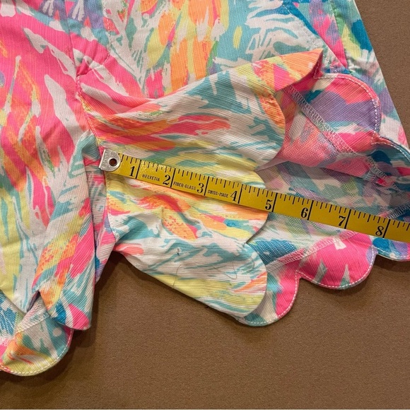 Lily Pulitzer Buttercup Watercolor Scalloped Hem Shorts Size 00 - Picture 11 of 11